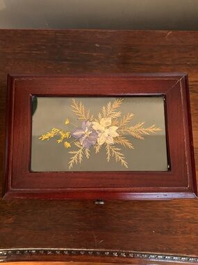 Pressed Flower Wooden Keepsake Box in Brown